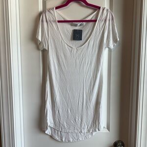 Gaya Crisp White Fitted Short Sleeve T-Shirt